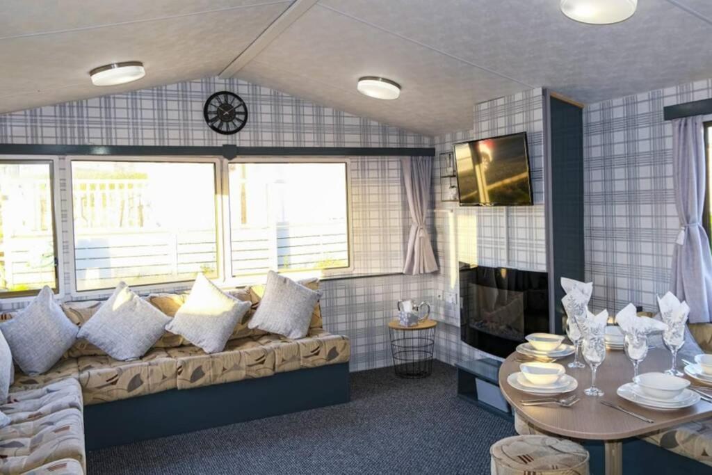 Вілла Hillingworth'S Hot Tub Retreat - St Cyrus Garvock Екстер'єр фото